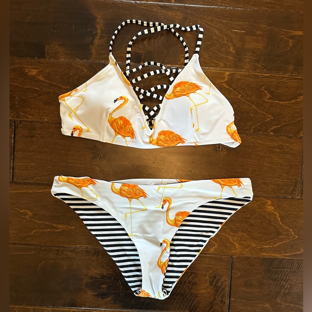 Cupshe Flamingo 2 pc bathing suit